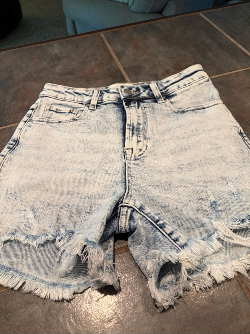Risen Frayed Hem Light Blue Women's Denim Shorts- size small